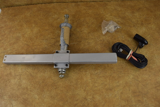 New Detmar Rack & Pinion Mechanical Steering System 4-100 Series w/bracket 4-105