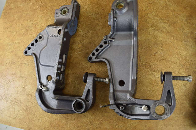 Nissan Tohatsu Transom Bracket Set 3C877-2110M 3C877-2120 2002 & Prior 40 50 HP