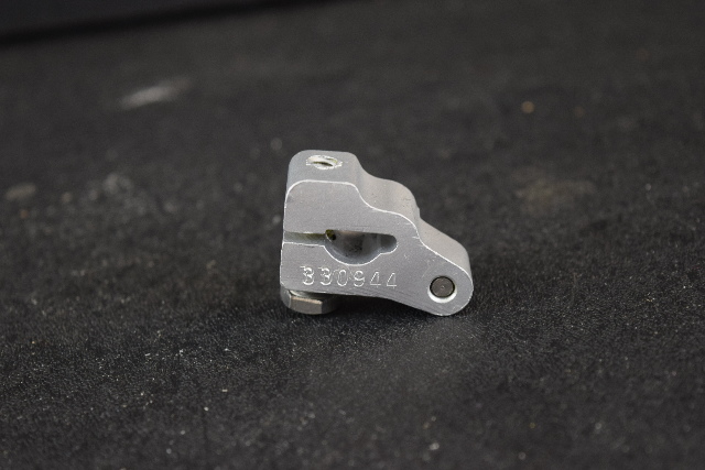 1985-2001 Johnson Evinrude Shift Rod Lock 395588 50 60 65 70 75 88 90 100+ HP