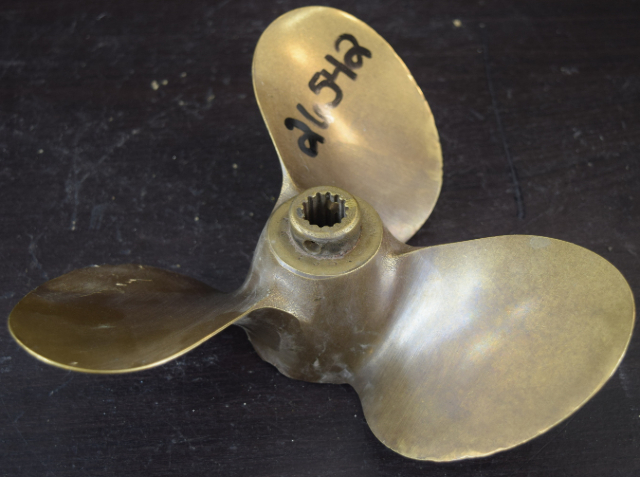 1979-83 Chrysler Bronze Propeller PR133 PR-133 30 35 40 50 55 HP 10-1/4 x 12 RH