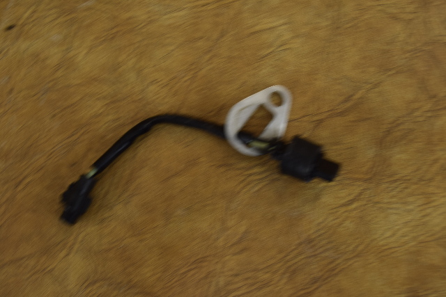 Johnson Evinrude Suzuki Temperature Sensor 5030813 34830-92e00 1986-03  60-225HP