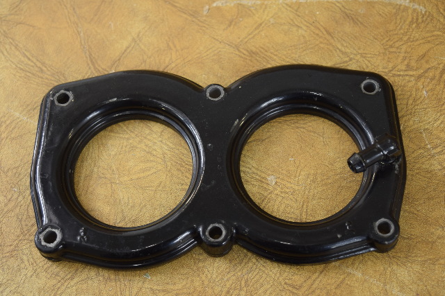 8283A 1 Mercury Mariner 1980-1987 Cylinder Block Cover 18 20 25 HP