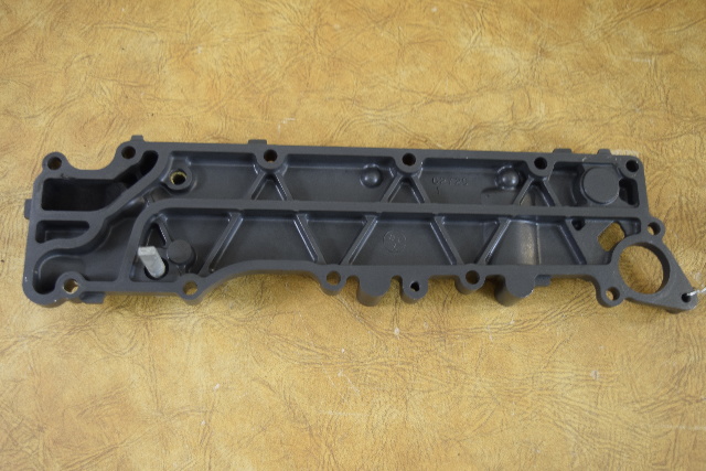 Yamaha Outer Exhaust Cover 62Y-41113-00-9M 1995-1999 40 50 HP 4 Cyl 4 Stroke