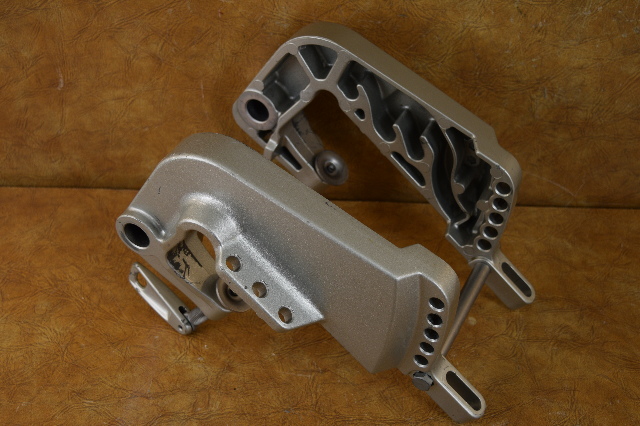 50310-ZW2-F30ZA 50300-ZV7-010ZA Honda Stern Bracket Set Pre 1997-2000 25 30 HP