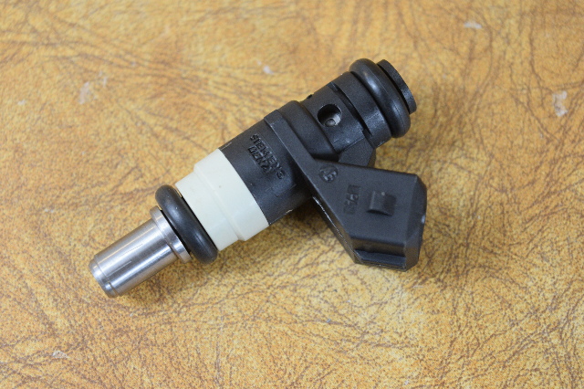 892811T01 Mercury & Mariner Fuel Injector 2005-2006 200 225 250 275 HP 4-Stroke