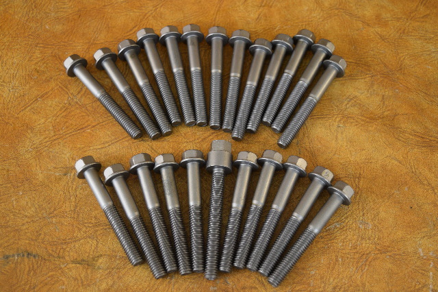 8274261 832971 Mercury & Mariner Cylinder Head Bolt Set 2000-2001 150 175 200 HP