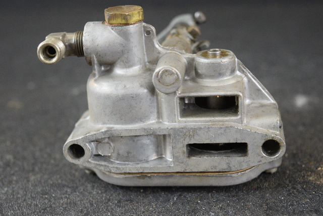 195149 Sea King 1942 Carburetor W/ Adjustment Knob 2 HP CLEAN