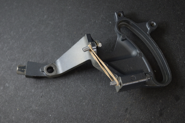 1995-2006 & UP Yamaha Bracket 63D-44117-00-00 40 50 HP 3 Cylinder