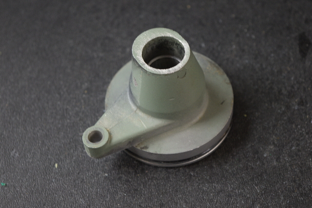 1995-2006 & UP Yamaha Oil Seal Housing 6H4-15396-03-5B 40 50 HP 3 Cyl