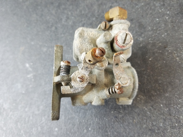 CLEAN! Unknown Years & Horsepower Carburetor Stamped With MT-44B MT44B