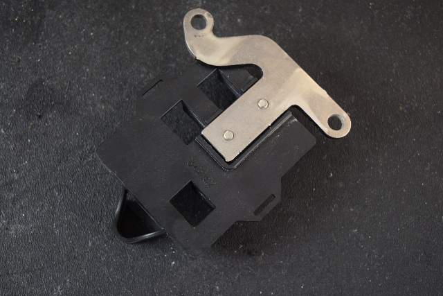 342197 Johnson Evinrude 1996-2012 & Later Bracket Connector 10 15 20 25 28 + HP