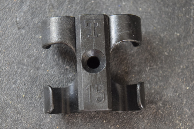 352531 Johnson Evinrude 2006-2012 & Later Fuel Hose Clip 200 225 250 300 HP