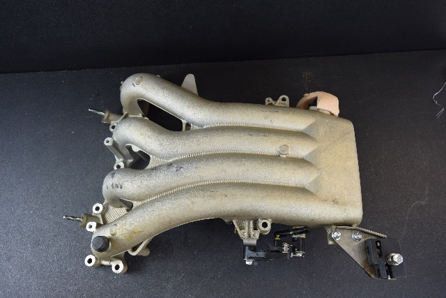 13110-90J02 5033535 Suzuki OMC 2001-2011 & UP Intake Manifold 90 100 115 140 HP