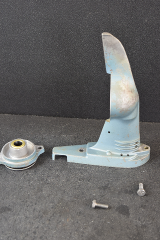 389066 383341 Johnson Evinrude 1968-1990 Empty Gearcase & Bushing 2 4 HP