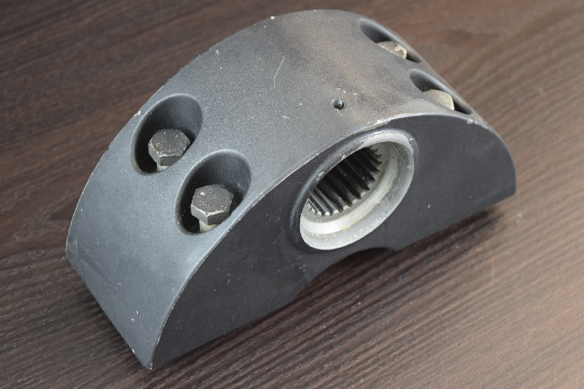 1981-2012 & Later Johnson Evinrude Mount Bracket 327051 336733 75-300 HP 4 Cyl.
