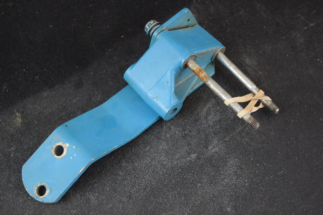 1977-1978 OMC Cobra Alternator & Gas Filter Bracket 908495 240 HP V8 990251N