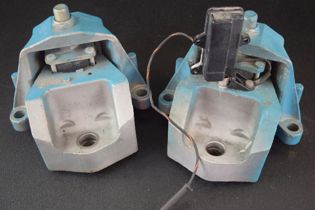 1978-79 OMC Cobra Sterndrive Front Mount & Support 909710 980934  240 HP 990251N