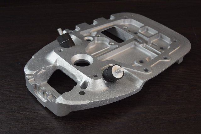 FRESHWATER! 1991-1995 Mercury Force Spacer Plate 819054 820468A1 70 HP 3 Cyl