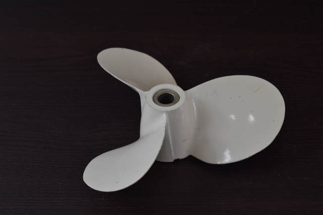 96623M Mariner Aluminum 3 Blade 9-1/4 x 11-1/4 RH Propeller 7.5 8 10 15 20 25 HP