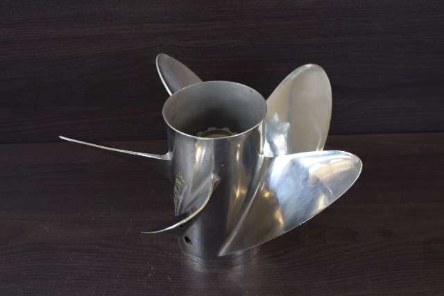 Mercury Stainless Steel Propeller 815746A45 815746A40 5 Blade 12.75 x 24 RH