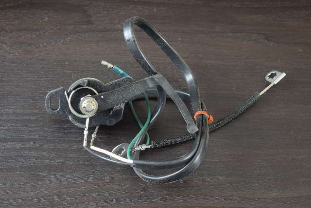 NEW OLD STOCK! 1991-2001 Johnson Evinrude Sending Unit 433462 40-175 HP
