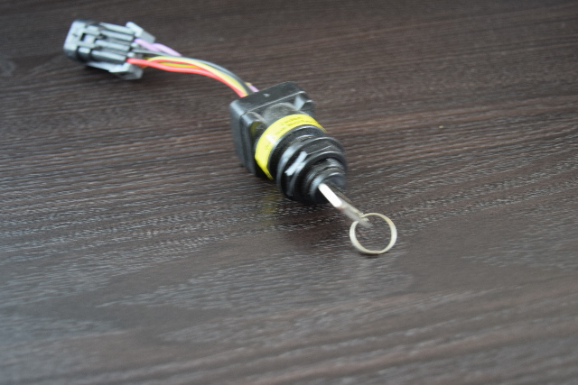 NEW Quicksilver Mercury Key Switch For Digital Throttle & Shift Engines