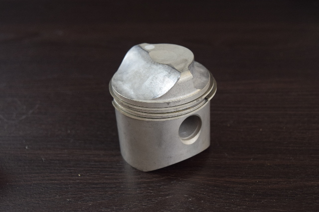NEW Mercury Quicksilver Piston Assy 20 30 40 45 50 HP 1978-1997 743-5172A6