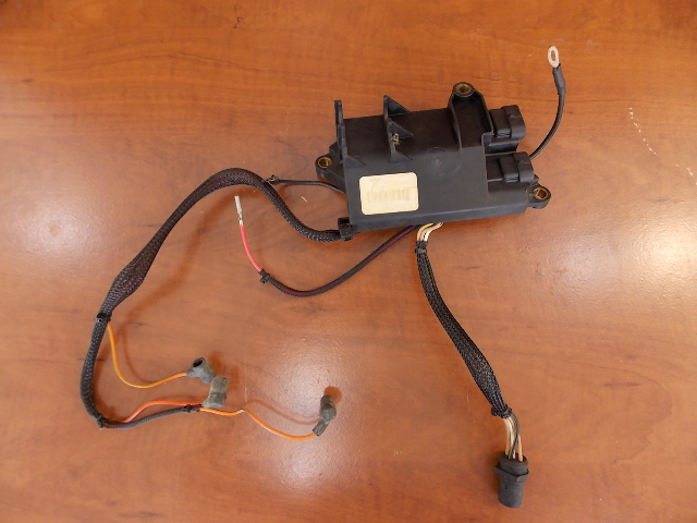 New Johnson Evinrude Power Pack 584823 586472 586504 1996-2001 25 35 HP 3 CYL