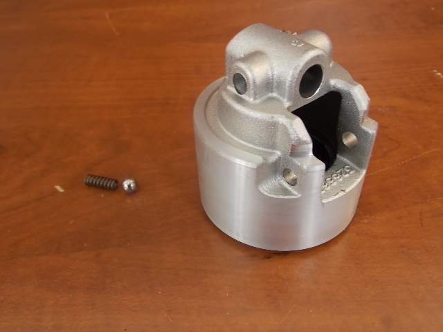 New BRP OMC Johnson Evinrude Bearing Housing 391365 984096 1979-1995 45-140 HP