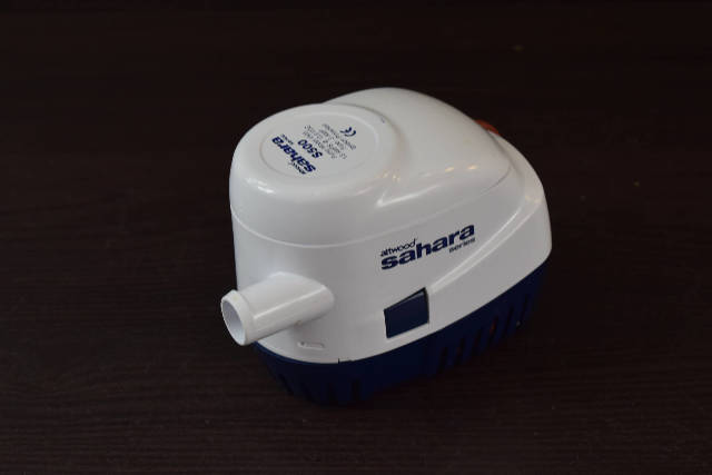 NEW OLD STOCK! Attwood Sahara Series 500 GPH 4505-7 Automatic Bilge Pump