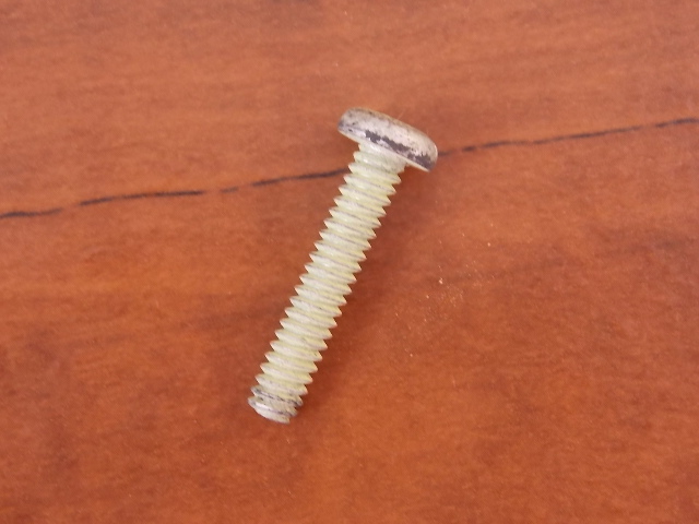 OMC Johnson Evinrude  Screw 1" long 1968 - 1981 25 33 35 40 0305879 305879