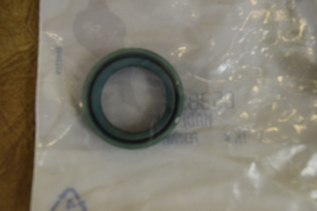 Johnson Evinrude Seal 853858