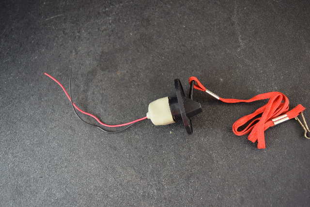 New Old Stock! T.H. Marine Saf-T-Stop KS-2 Ignition Cut-off Switch