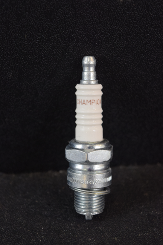 New Old Stock! Champion Spark Plug 828M 828-1 QL77JC4