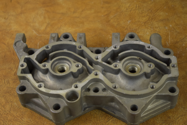 New OMC Johnson Evinrude Cylinder Head Port 326502 1978-1985 90 115 140 HP