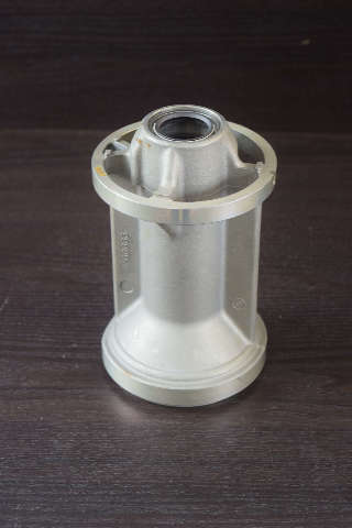 New Old Stock! 1982-1994 Mercruiser Bearing Carrier 66663A1 255 280