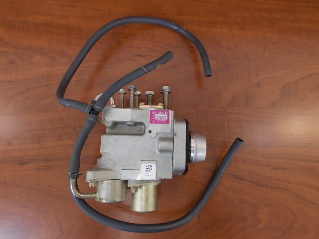 Yamaha Fuel Injection Pump 68F-13910-00-00 2000-2003 150 175 200 HP