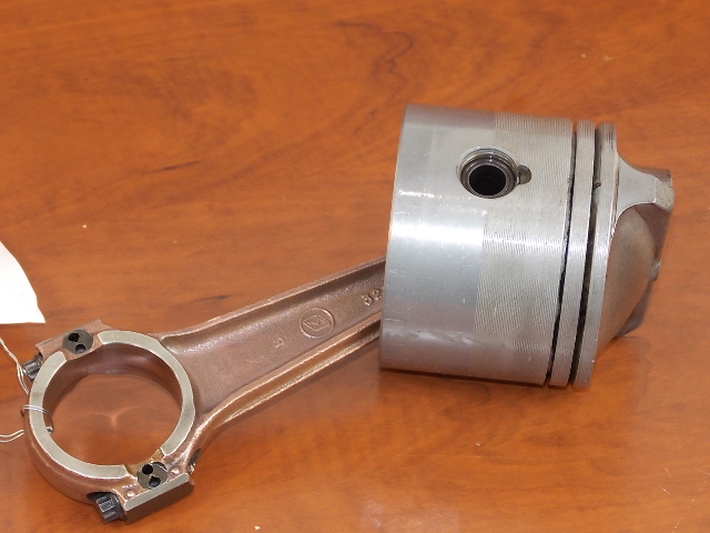1974-1978 Johnson Evinrude .030 OS Piston & Connecting Rod 388315 85 115 140 HP