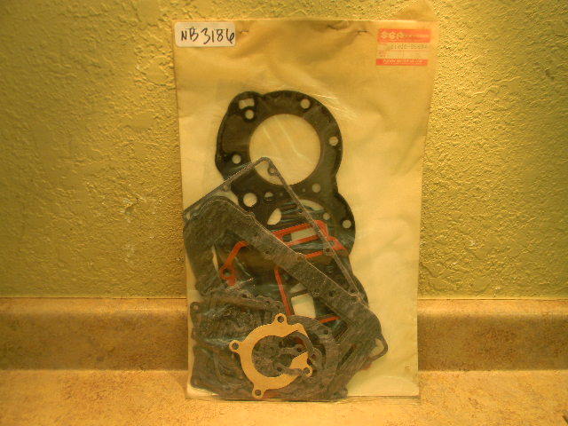 Suzuki Gasket Set 11400-95894 11401-95896 1983-1987 DT75