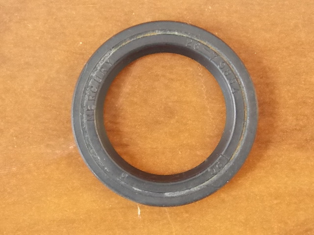 NEW NOS Sierra Oil Seal 1973 1978-1986 75 80 90 115 225 HP  26-79884 79884