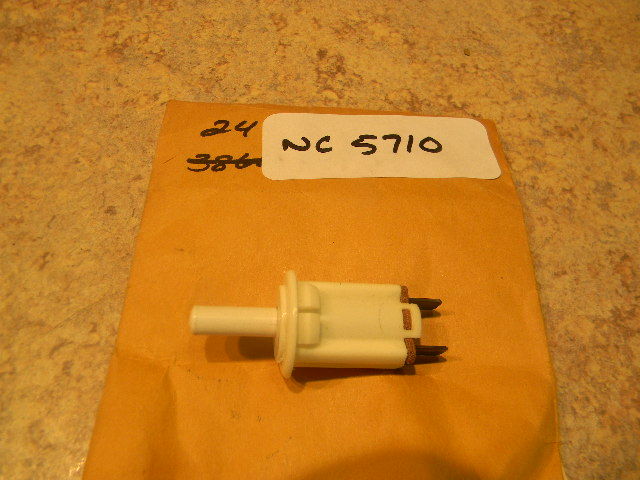 New Johnson Evinrude Switch 385659 1973-1978 50-175 HP 2, 3, 4 cyl.