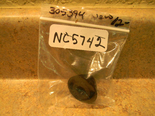 New Johnson Evinrude OMC Propeller Nut 305394 1968-1979