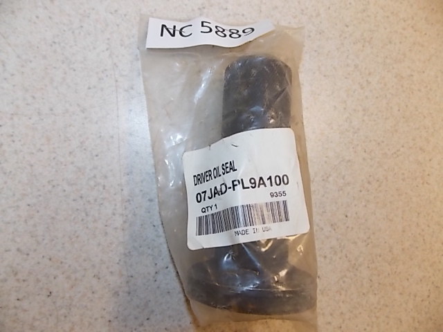 NEW Honda Oil Seal Driver 07JAD-PL9A100 Special Tool