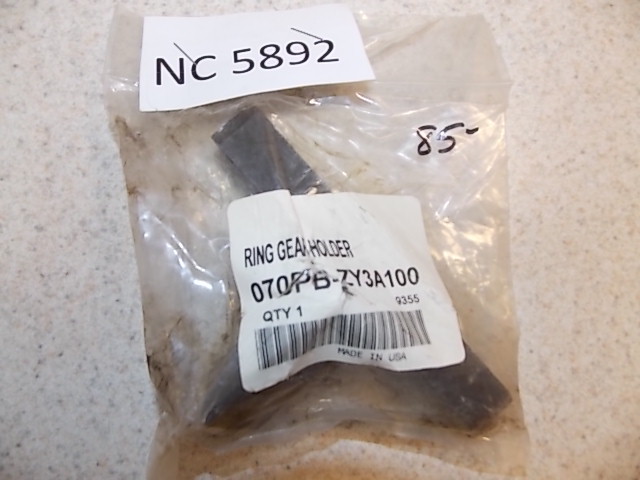 NEW Honda Ring Gear Holder 070PB-ZY3A100 Special Tool