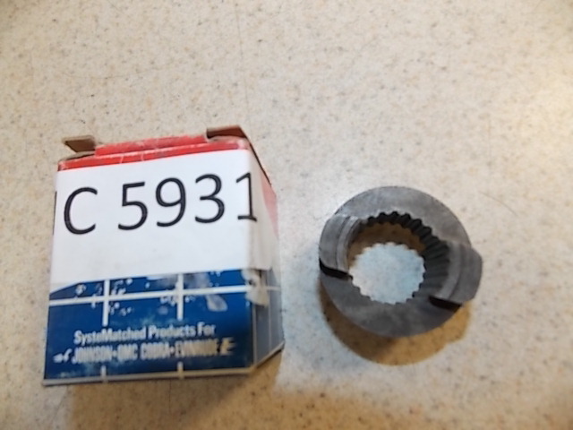 NEW Johnson Evinrude OMC Clutch Dog 305105