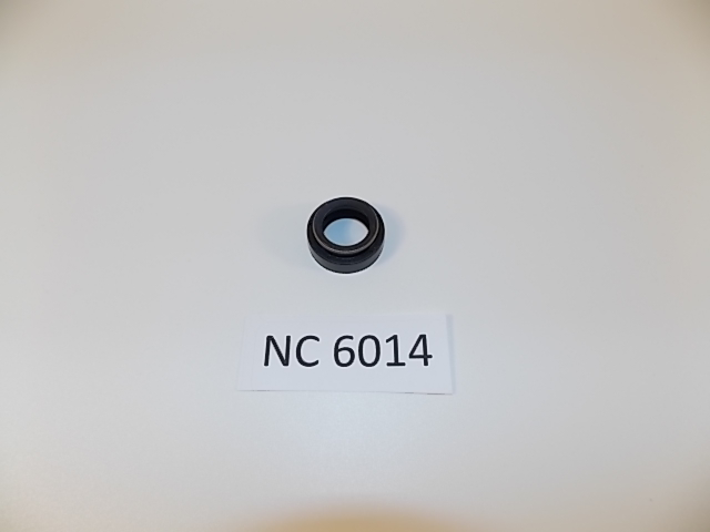 NEW Johnson Evinrude Oil Seal 342786 1996 & Later 40 48 50 60 70 HP