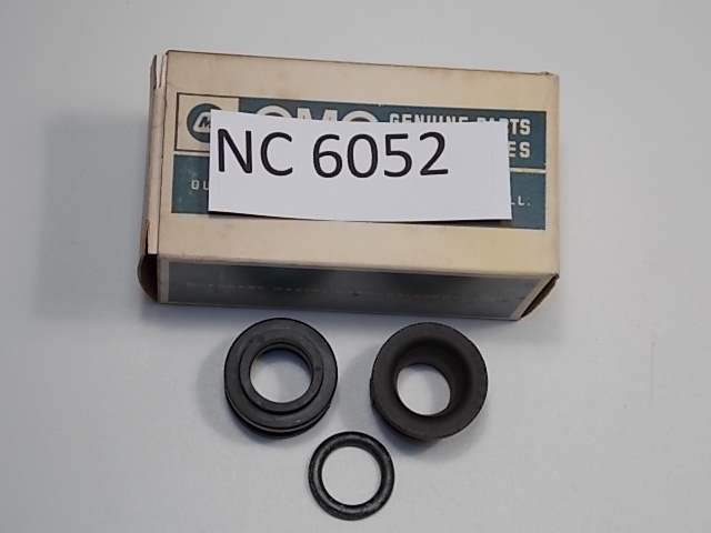 NEW Johnson Evinrude O-Ring & Tag Grommet 381437
