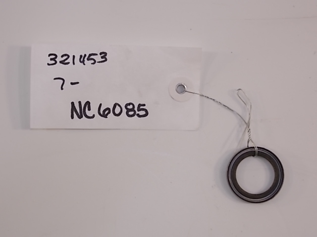 NEW Johnson Evinrude OMC Oil Seal 321453 1976-2012 85-200HP