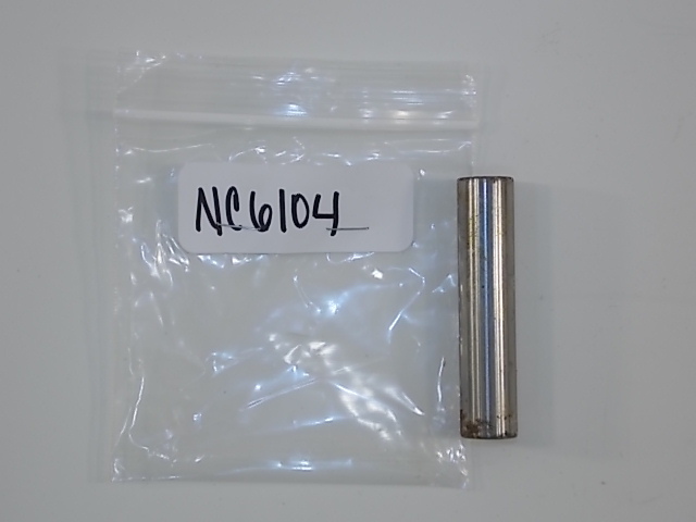 NEW Johnson Evinrude OMC Wrist Pin 307148 1968-1974 30 40 HP