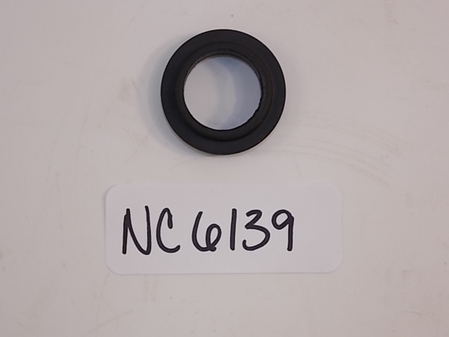 NEW Johnson Evinrude OMC Grommet 305760 1968-1972
